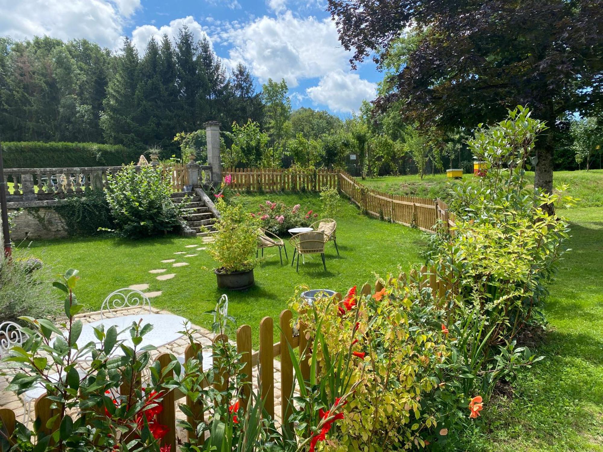 Bed and Breakfast Le Colombier De Malpas Quingey Экстерьер фото