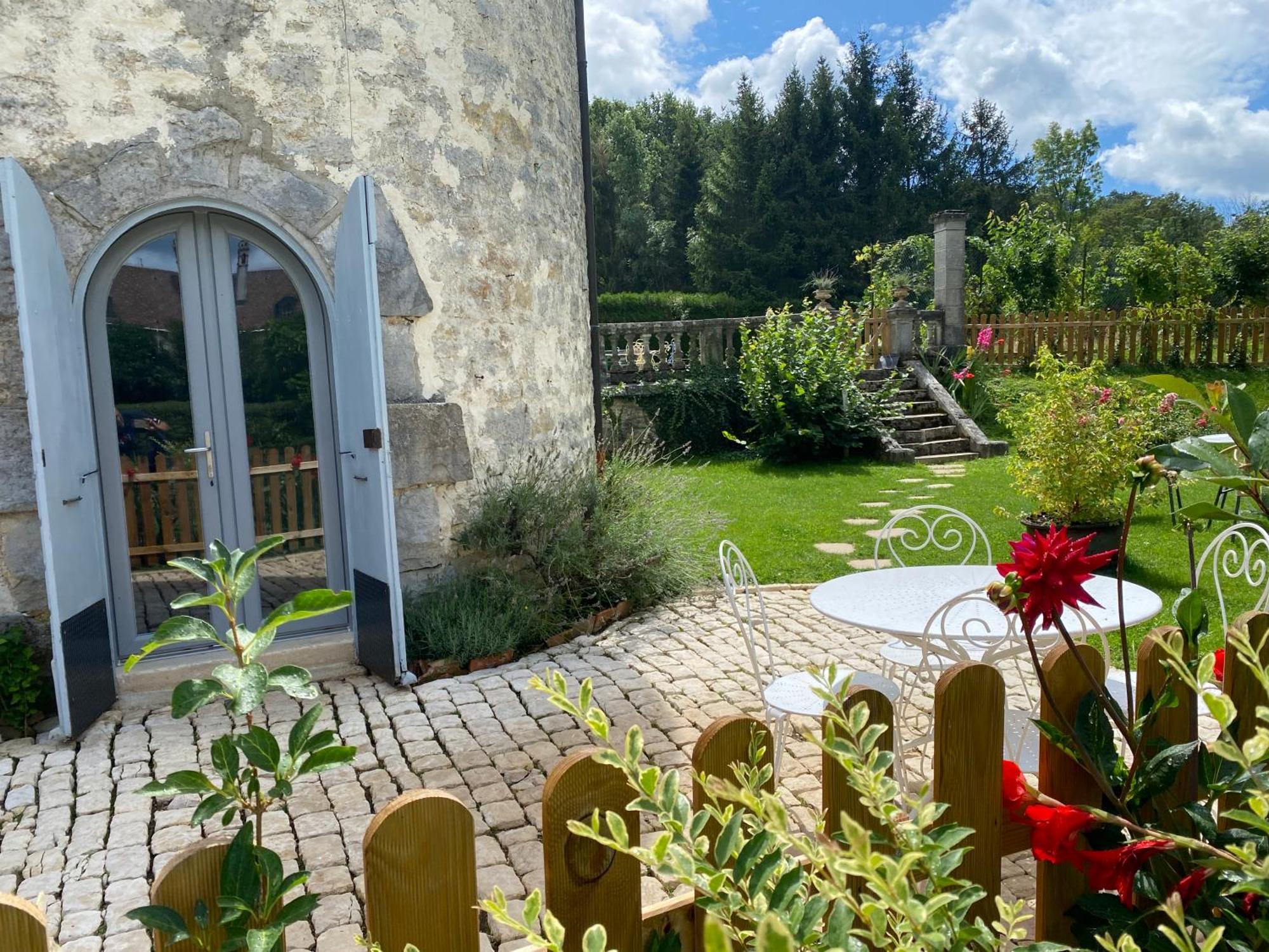 Bed and Breakfast Le Colombier De Malpas Quingey Экстерьер фото